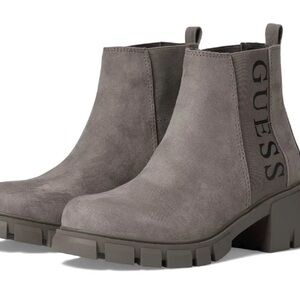 Guess Gray Ankle Boots Women’s Size 7 | Platform Sole | Stylish Fall Booties